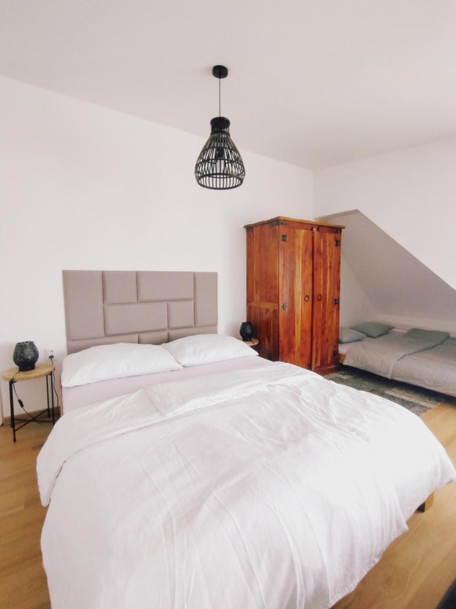 Attic Apartment Catnip Bratislava Exterior photo